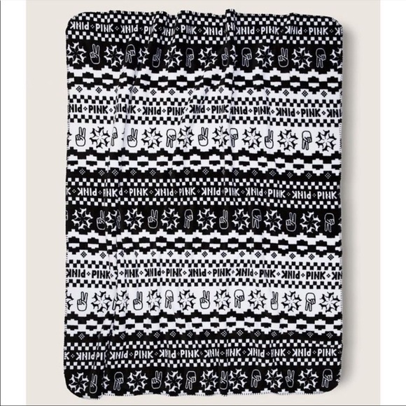 Victoria’s Secret PINK Sherpa Blanket - Picture 1 of 4